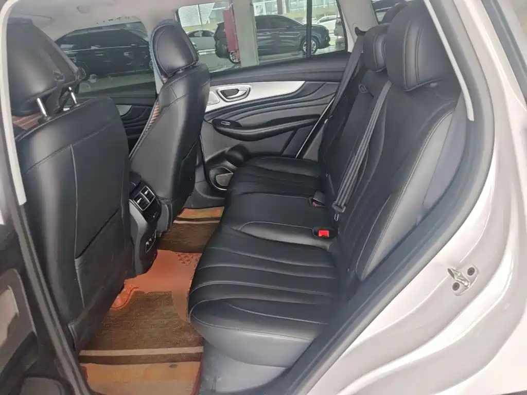 Roewe RX5 MAX 2021 — фото 17