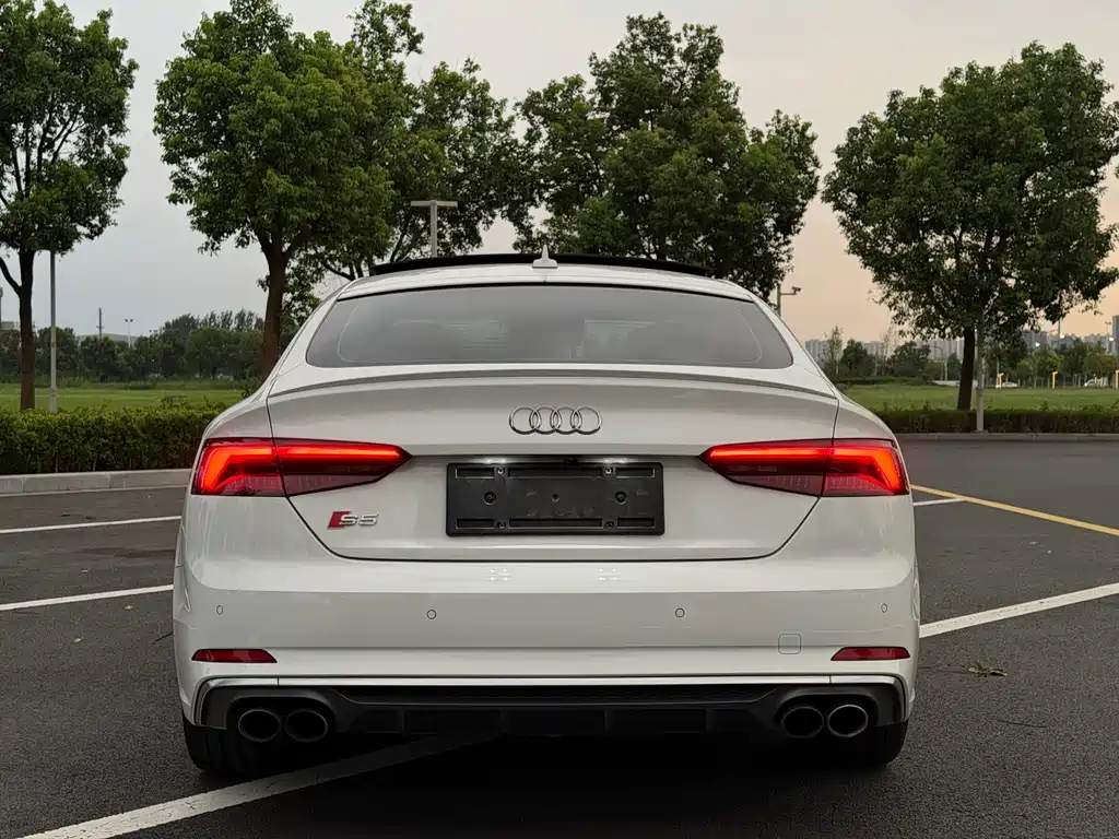 Audi S5 2018 — фото 8