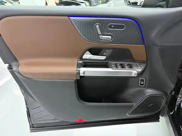 Mercedes-Benz EQB 2024