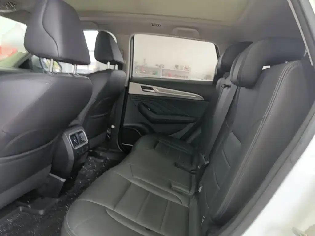 Haval F7 2019 — фото 17