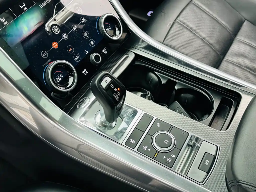 Land Rover Sport 2021 — фото 11