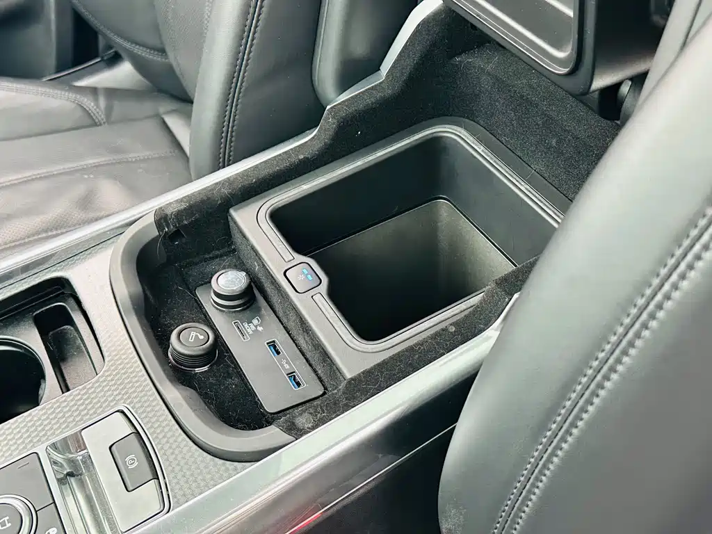 Land Rover Sport 2021 — фото 12
