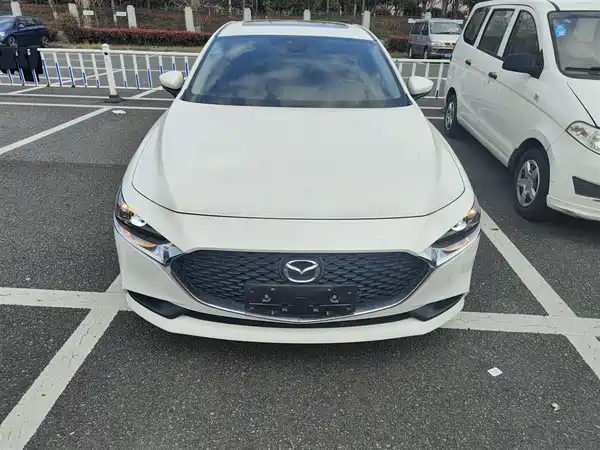 Mazda 3 Axela 2020