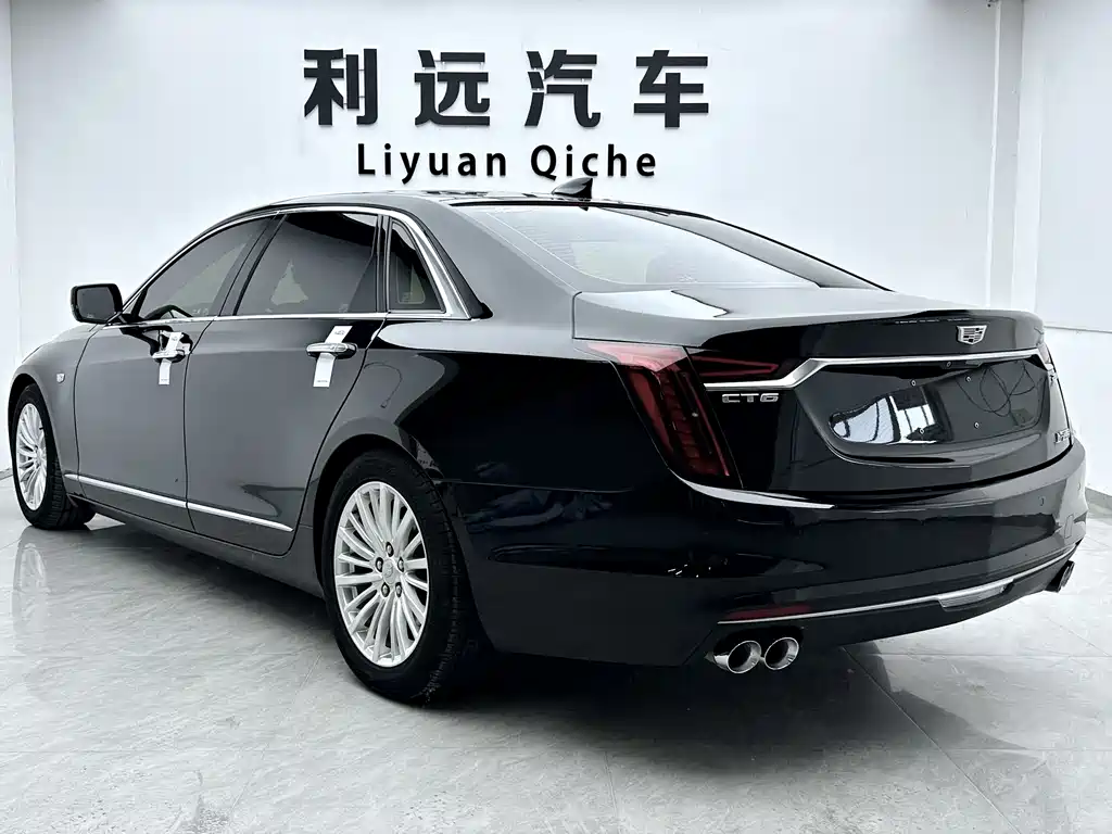 Cadillac CT6 2022 — фото 16