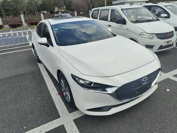 Mazda 3 Axela 2020