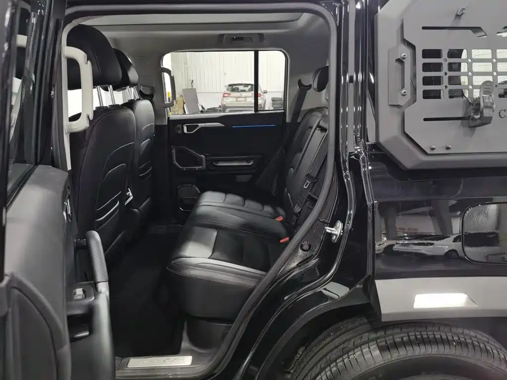 Jetour Traveller C-DM 2025 — фото 15
