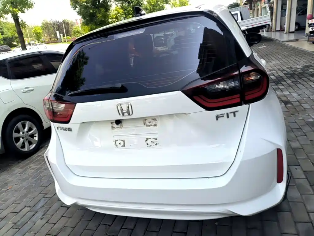 Honda Fit 2023 — фото 6