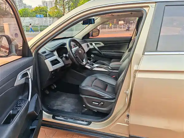 Geely Boyue 2018