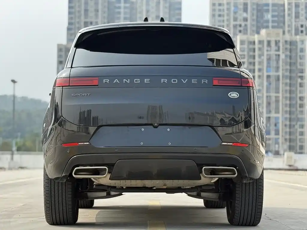 Land Rover Sport 2024 — фото 11