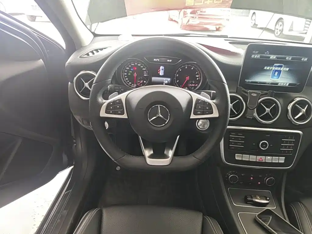 Mercedes-Benz GLA 2019 — фото 11