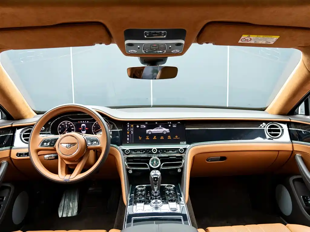 Bentley Flying Spur 2022 — фото 17