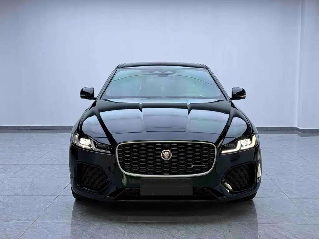 Jaguar XFL 2023 — фото 2