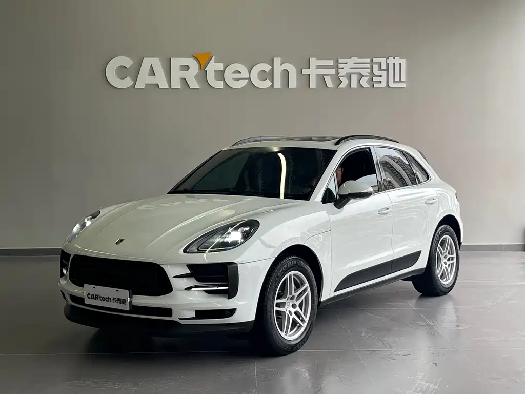 Porsche Macan 2020 — фото 1