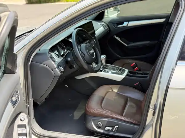 Audi A4L 2016