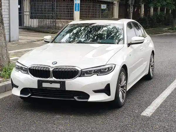 BMW 3 Series 2022