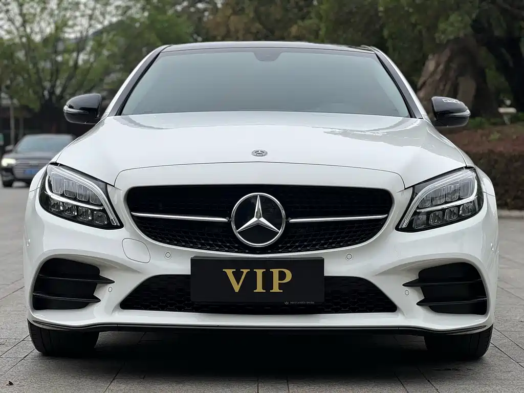 Mercedes-Benz C-Class 2021