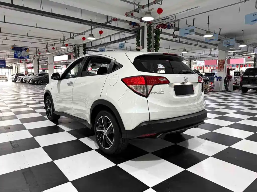 Honda Vezel 2022 — фото 12