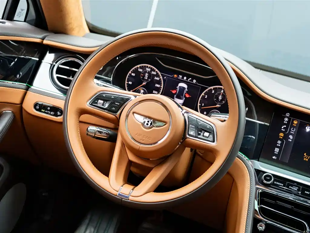 Bentley Flying Spur 2022 — фото 18