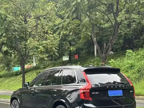Volvo XC90 2021