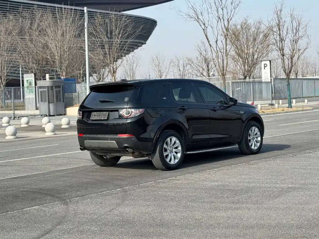 Land Rover Discovery Sport 2016 — фото 7