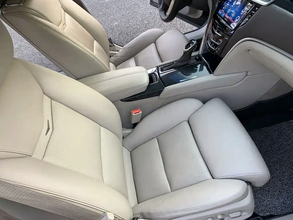 Cadillac XTS 2014 — фото 17