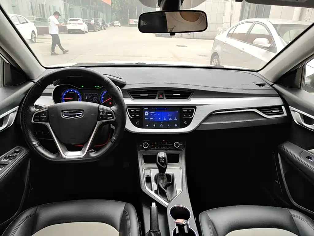 Geely Vision 2021 — фото 10