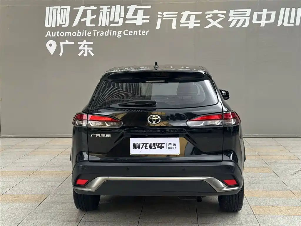 Toyota Frontlander 2024