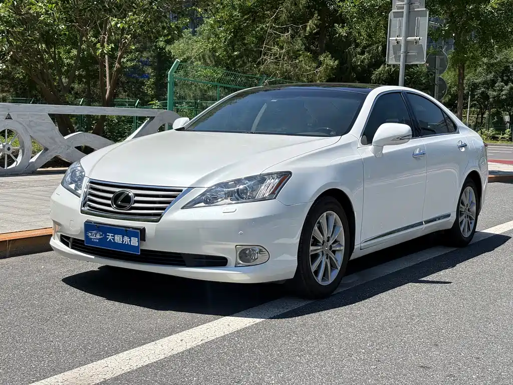 Lexus ES 2010