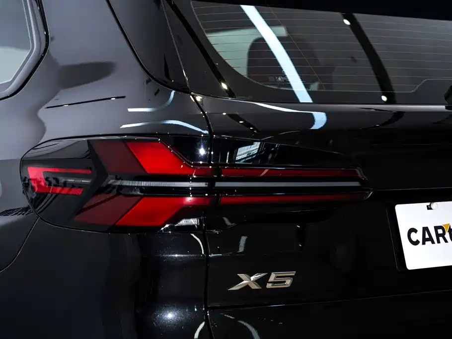 BMW X5 2025 — фото 10