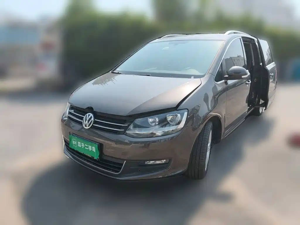 Volkswagen Sharan 2017 — фото 2
