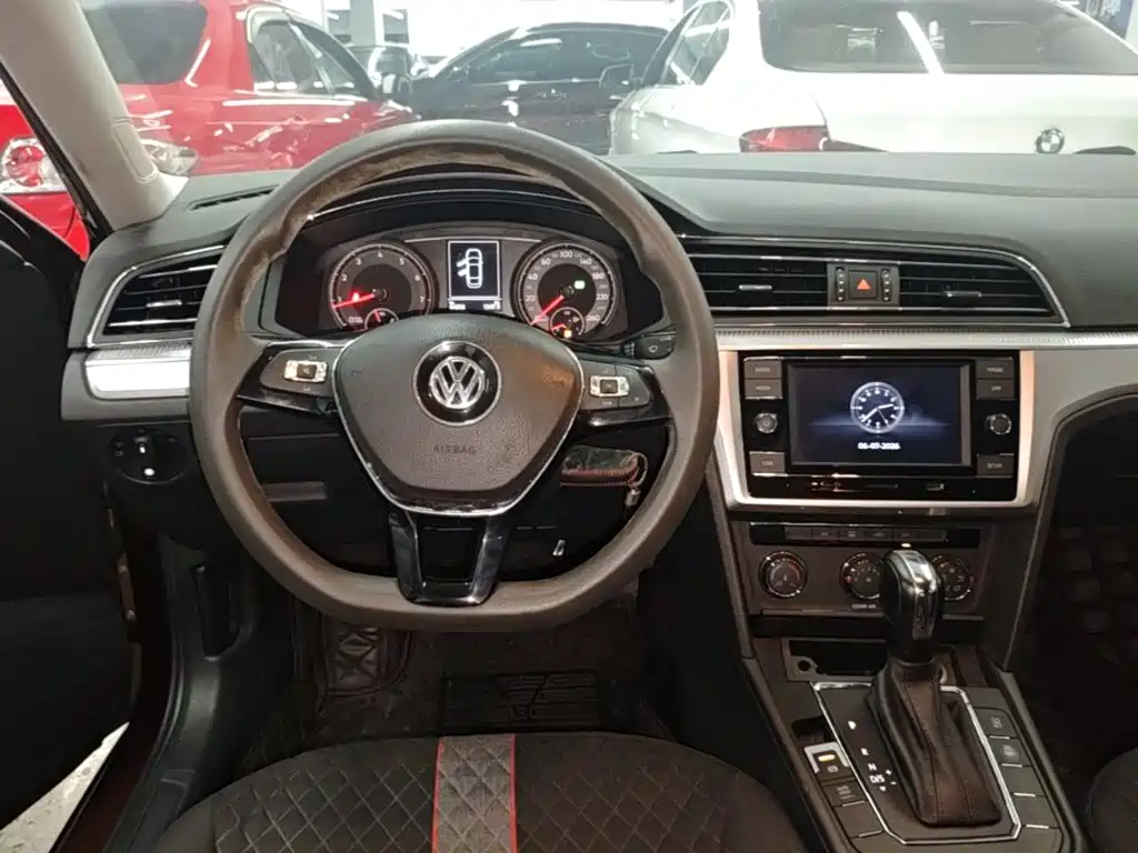 Volkswagen Lamando 2019 — фото 11