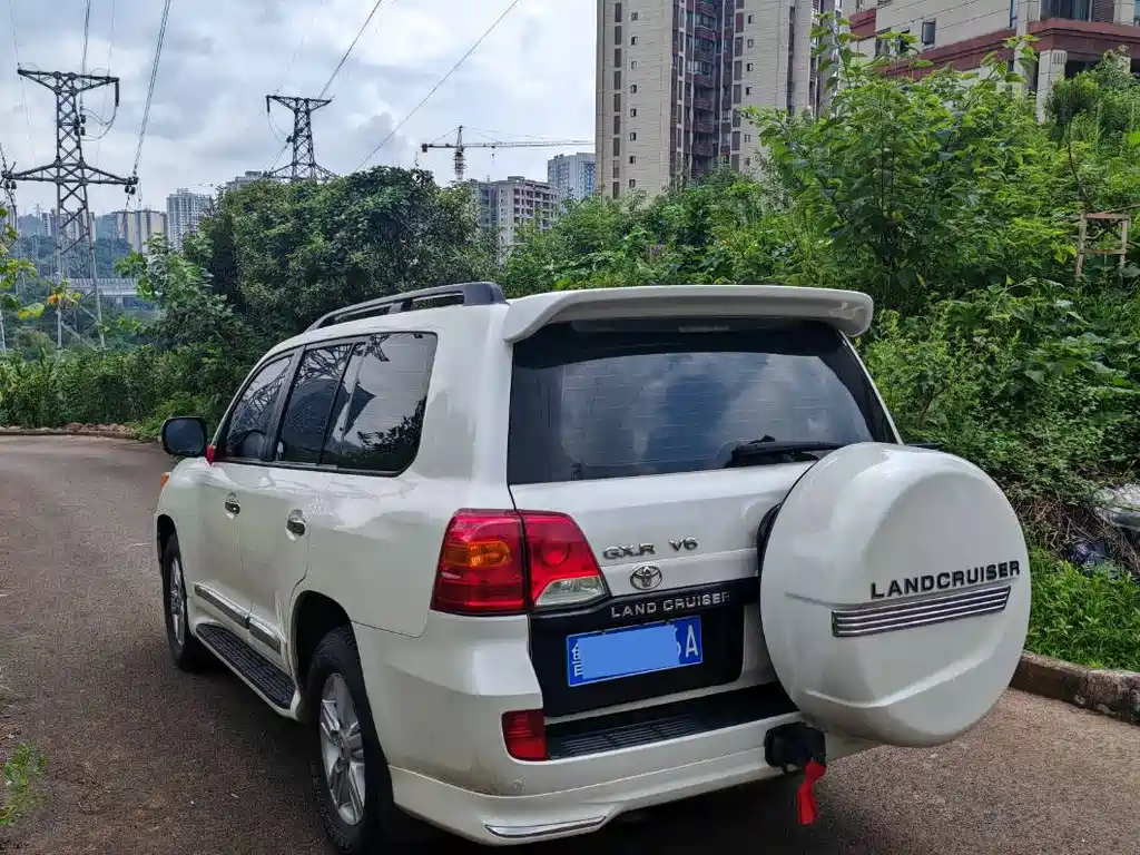 Toyota Land Cruiser 2015
