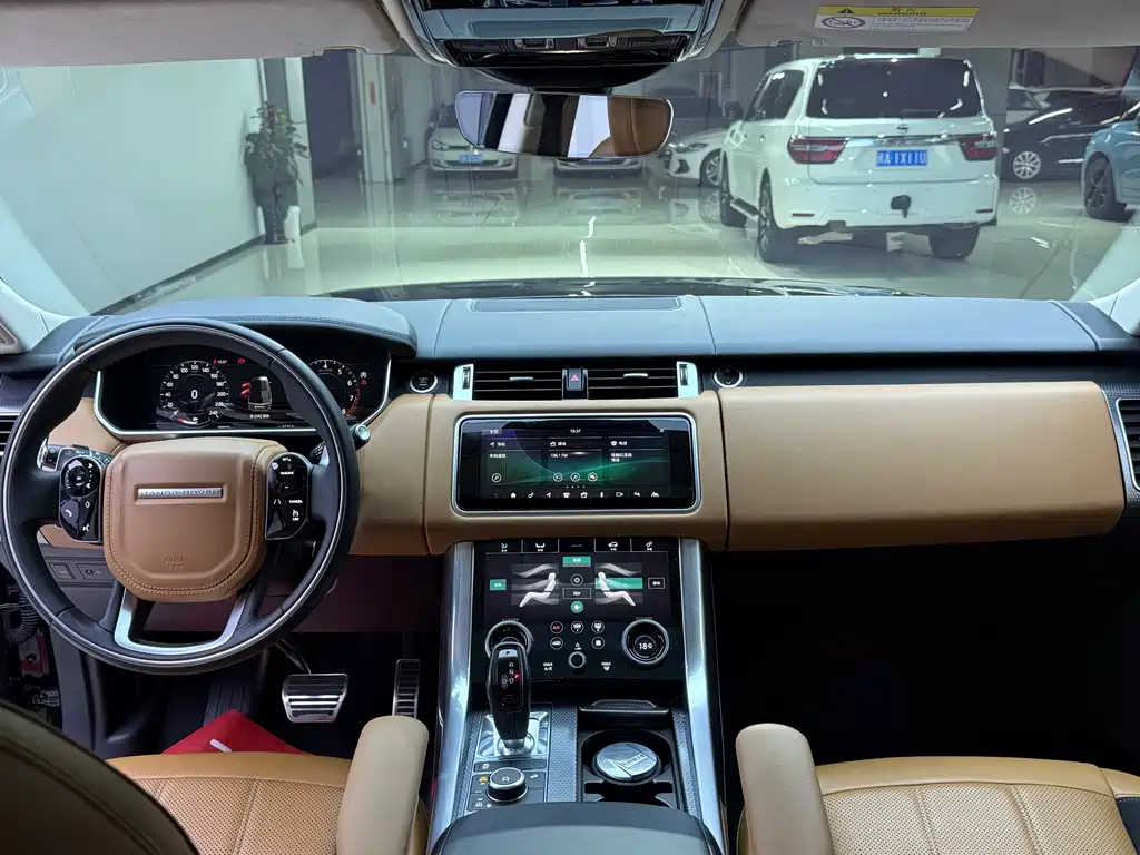 Land Rover Range Rover Sport 2018 — фото 3