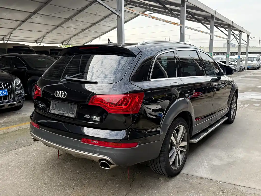 Audi Q7 2015 — фото 6