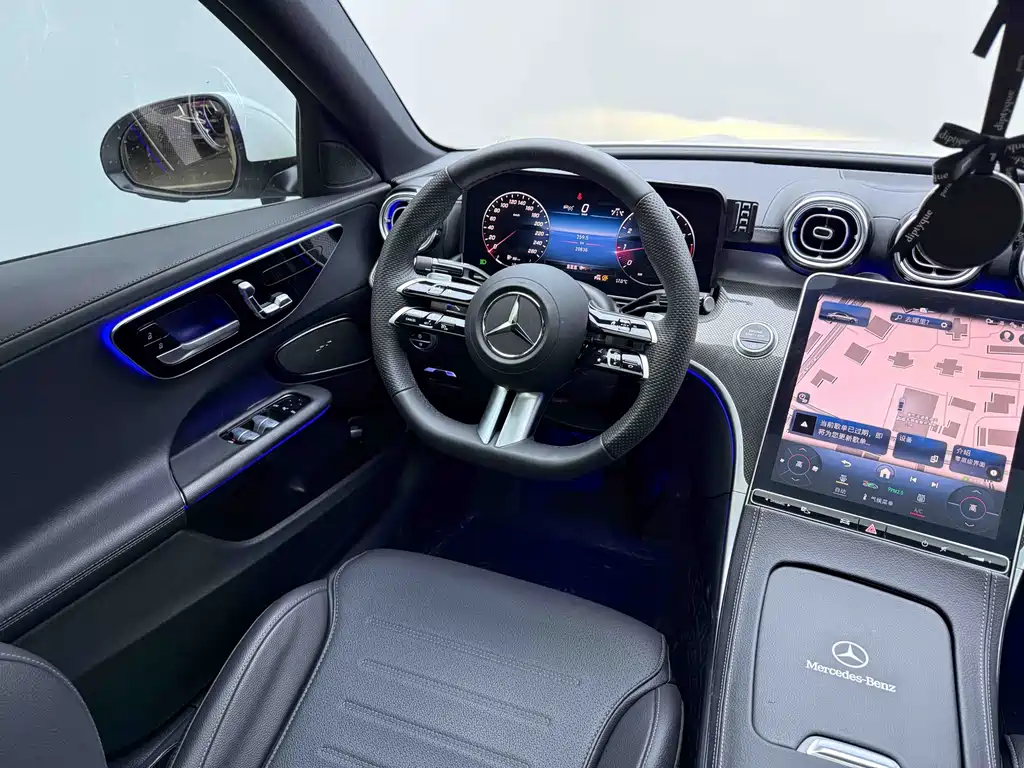 Mercedes-Benz C-Class 2024