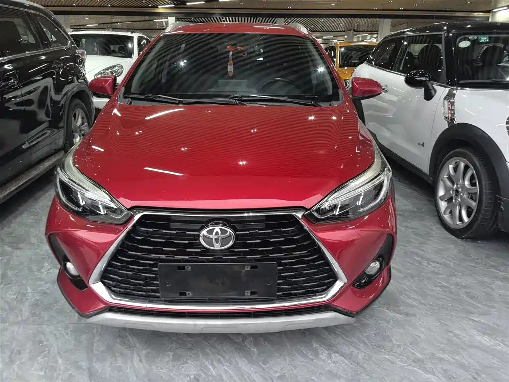 Toyota Yaris L 2020 — фото 13