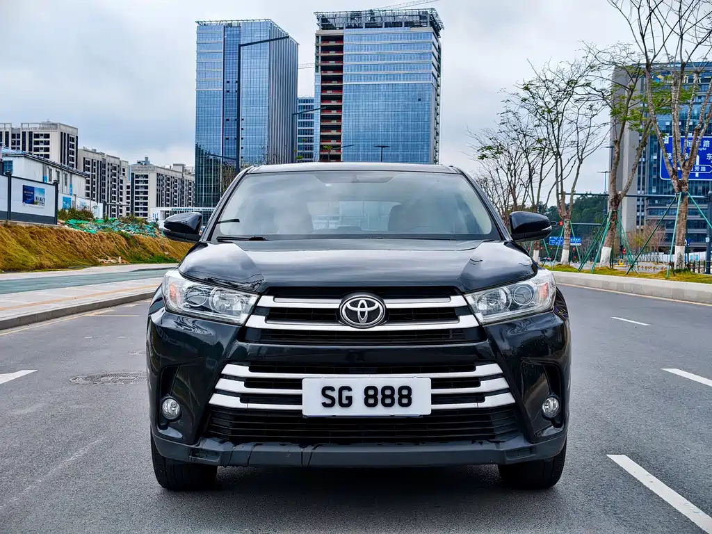 Toyota Highlander 2020 — фото 2