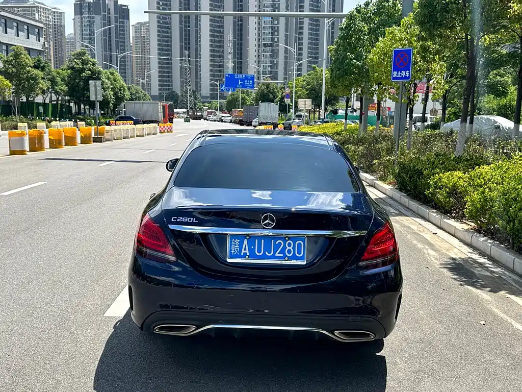 Mercedes-Benz C-Class 2019