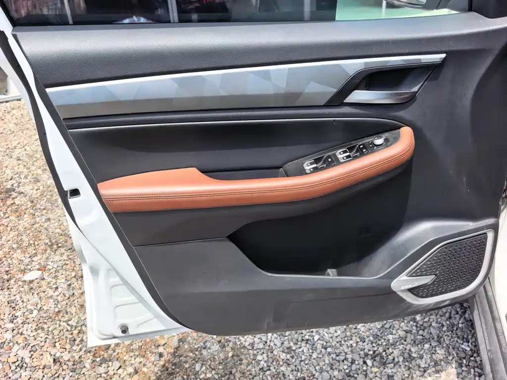 Geely Vision X6 2023