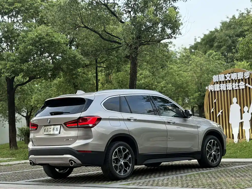 BMW X1 2021 — фото 20