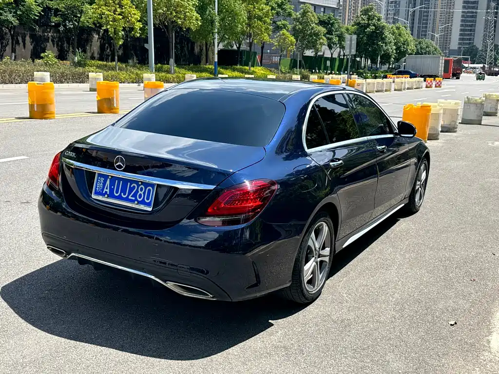 Mercedes-Benz C-Class 2019