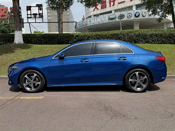 Mercedes-Benz A-Class 2023