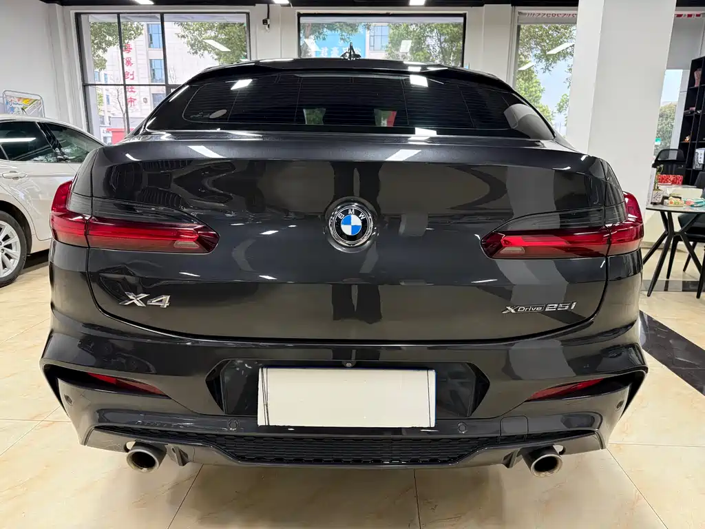 BMW X4 2020 — фото 15