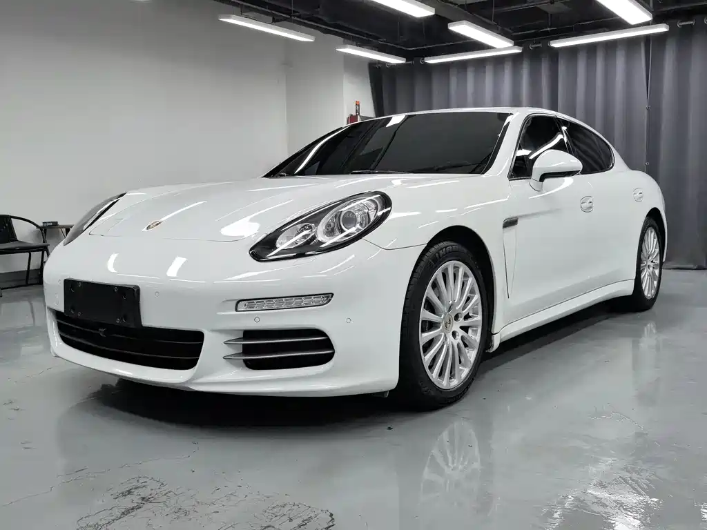 Porsche Panamera 2014 — фото 1