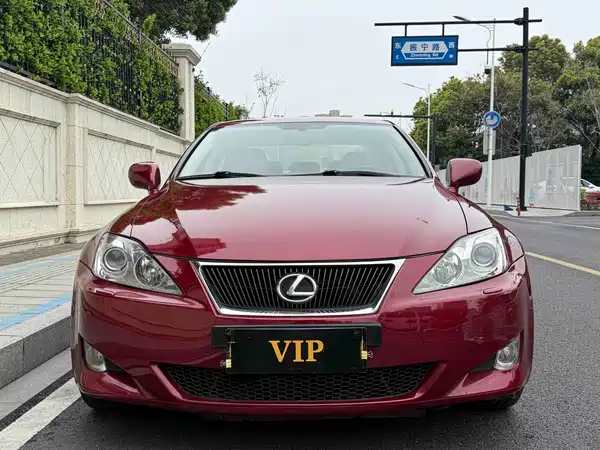 Lexus IS 2007