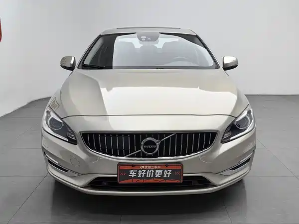 Volvo S60 2019