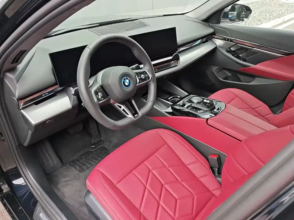 BMW i5 2025 — фото 9