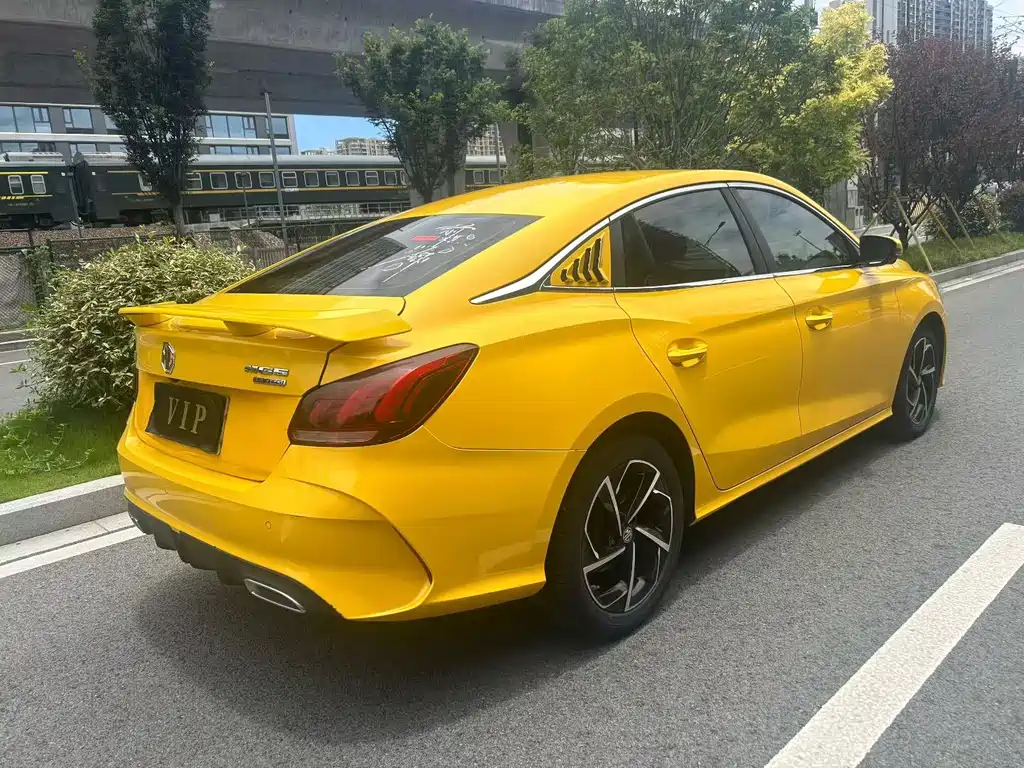 MG MG5 2022
