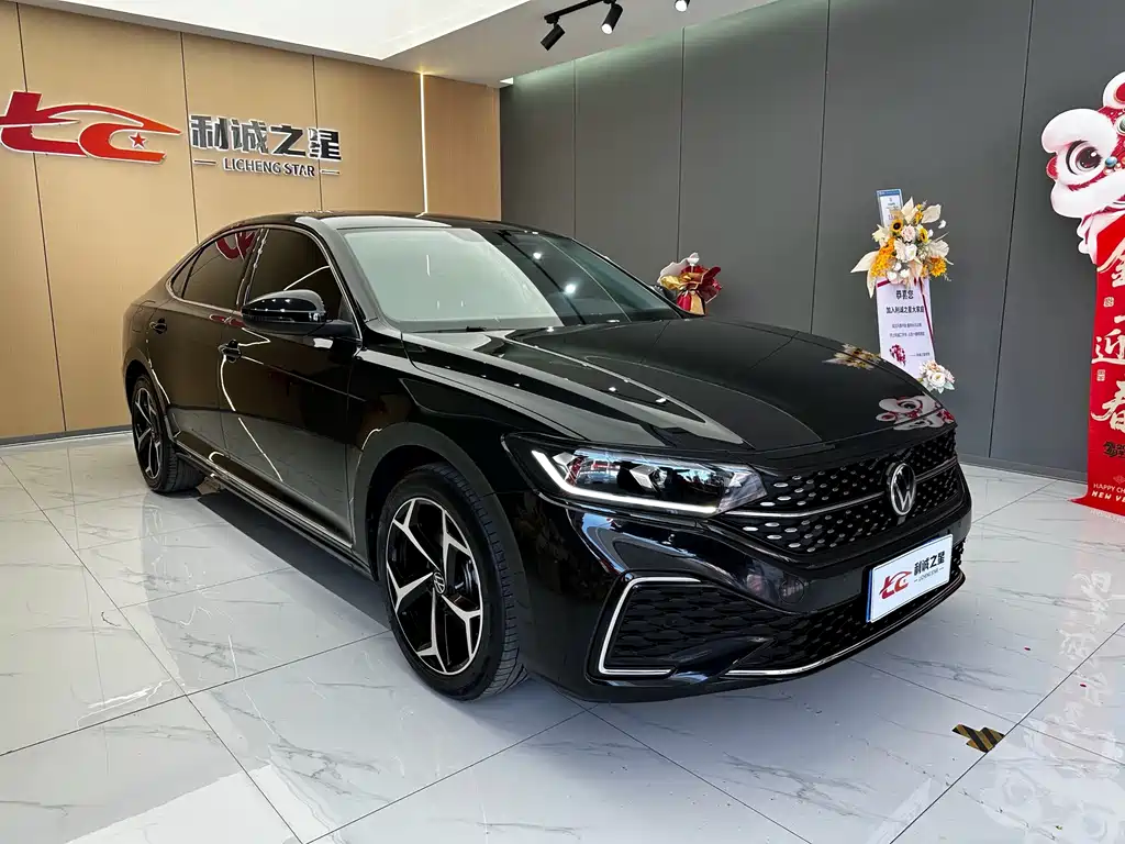 Volkswagen Passat 2025