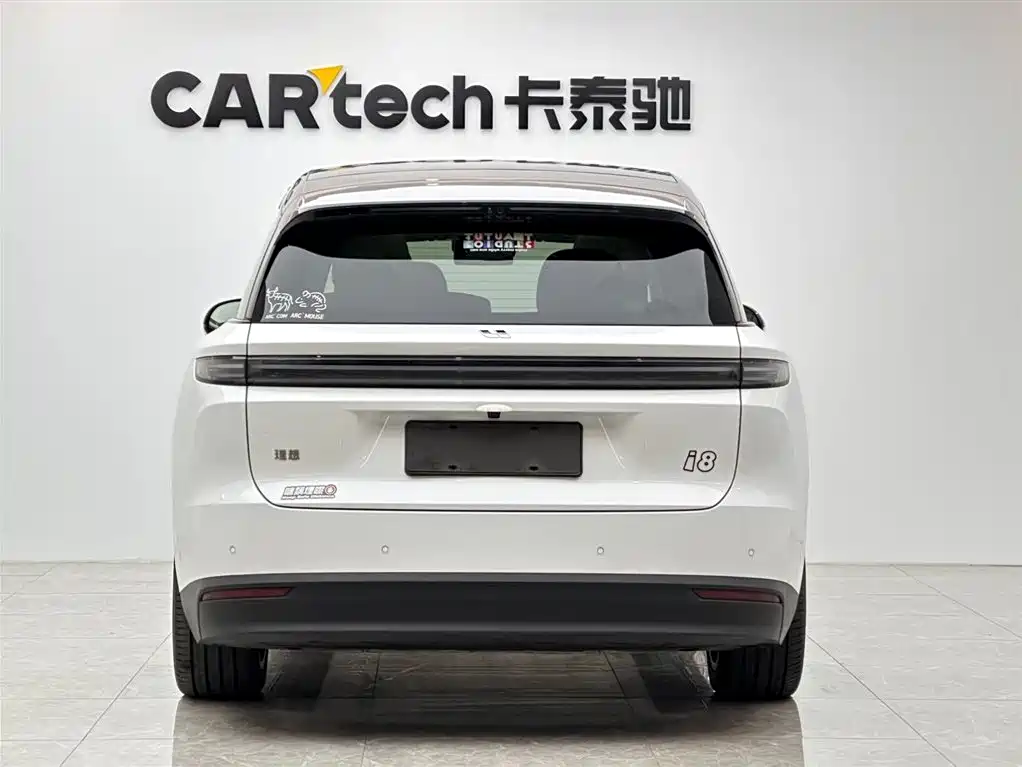 Li Auto i8 2025 — фото 4